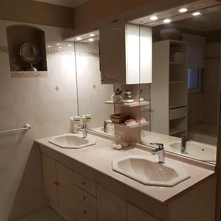Bed & Breakfast Le De Lyly